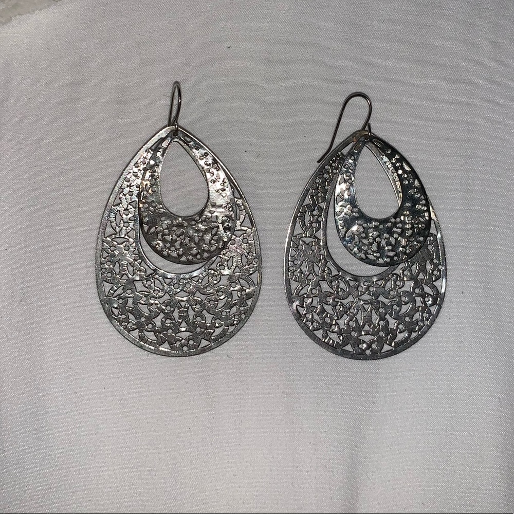 Silver dangling earrings